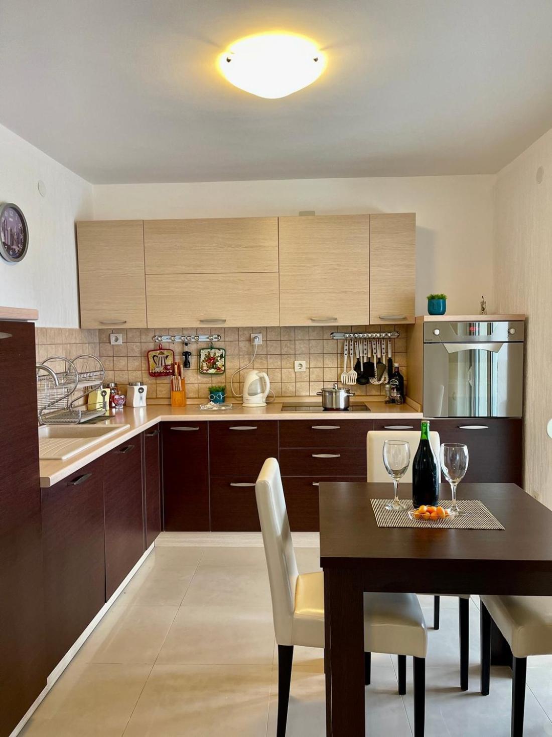 Family House With Pool & Sea View Aparthotel Bijela Bagian luar foto